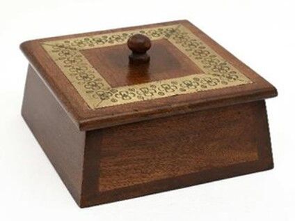Willow &amp; Silk Handmade 15cm Brown Wooden Trinket Box w/ Golden Metal Inlay